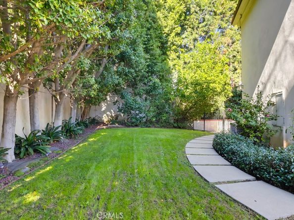 1805 Outpost Drive, Los Angeles CA 90068