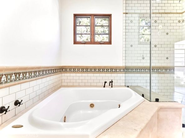 1805 Outpost Drive, Los Angeles CA 90068