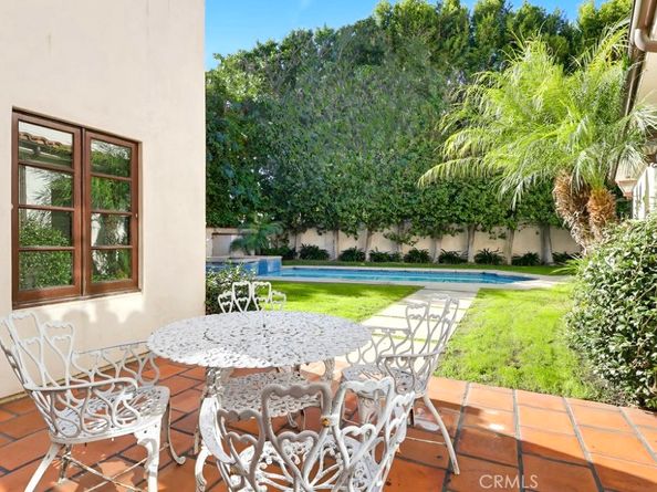 1805 Outpost Drive, Los Angeles CA 90068