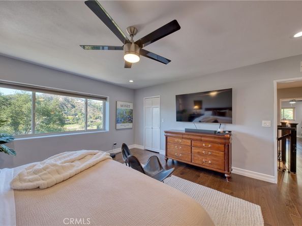 3025 Hollywell Place, Glendale CA 91206