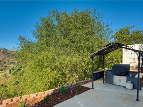 3025 Hollywell Place, Glendale CA 91206