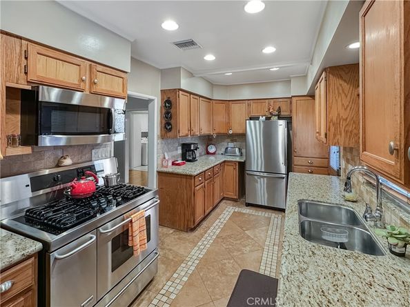 3045 Oneida Street, Pasadena CA 91107
