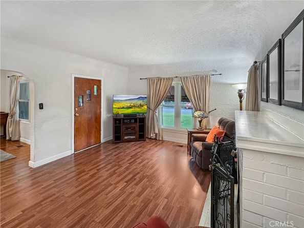 3045 Oneida Street, Pasadena CA 91107