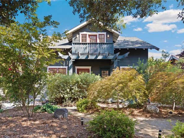 1070 Marengo Avenue N, Pasadena CA 91103