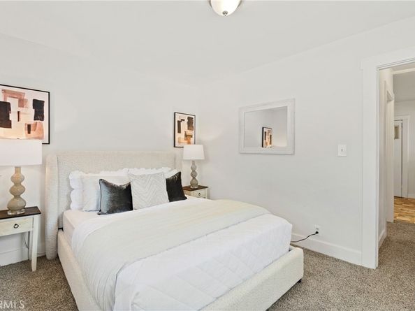 1070 Marengo Avenue N, Pasadena CA 91103