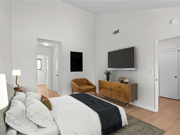 584 W Huntington Drive A, Arcadia CA 91007