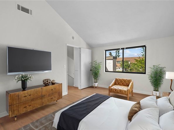 584 W Huntington Drive A, Arcadia CA 91007
