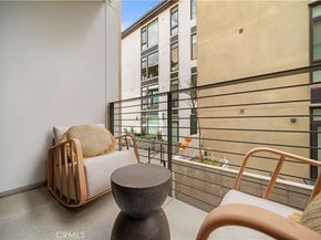 709 E Walnut Street 318, Pasadena CA 91101