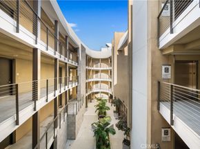 709 E Walnut Street 318, Pasadena CA 91101