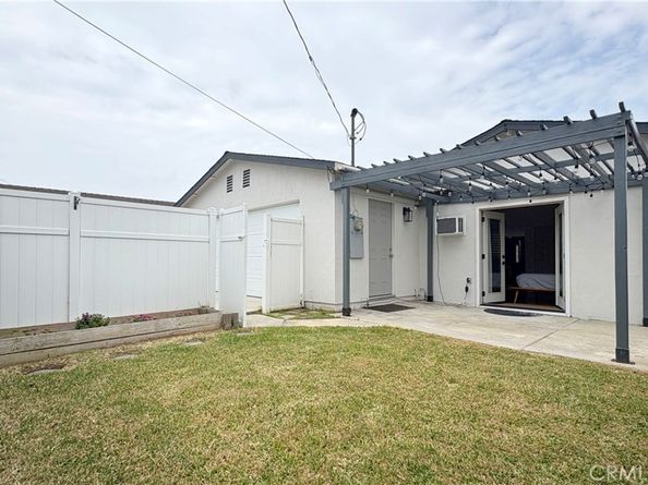 1106 W 204th Street, Torrance CA 90502