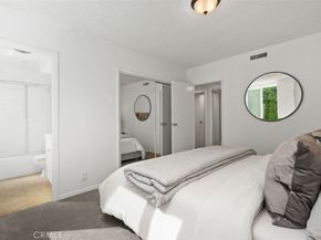 540 Kelton Avenue 204, Los Angeles CA 90024