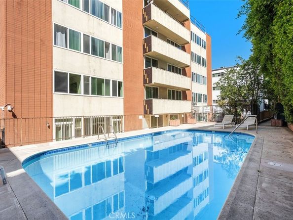 540 Kelton Avenue 204, Los Angeles CA 90024