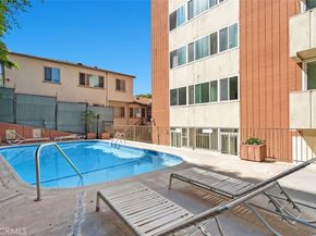 540 Kelton Avenue 204, Los Angeles CA 90024