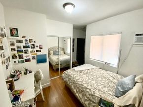 1238 W 35th Street, Los Angeles CA 90007
