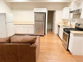 1238 W 35th Street, Los Angeles CA 90007