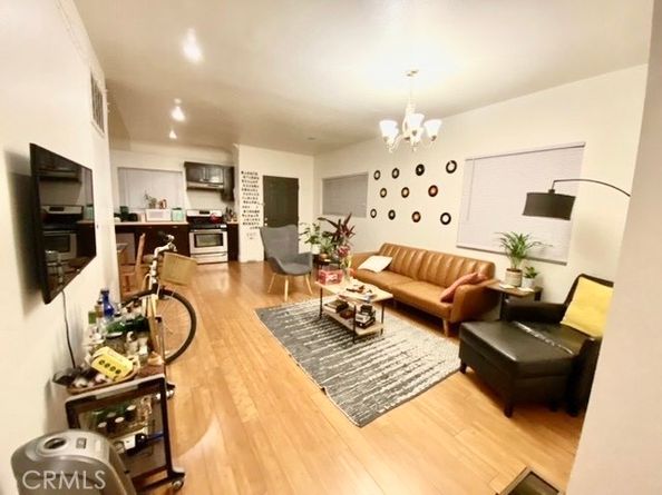 1238 W 35th Street, Los Angeles CA 90007