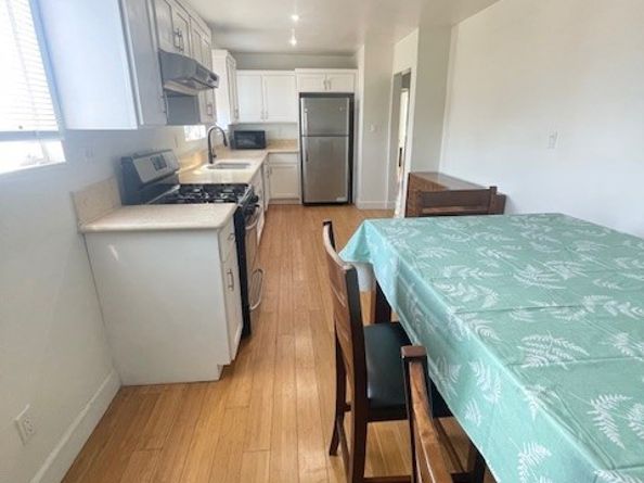 1238 W 35th Street, Los Angeles CA 90007