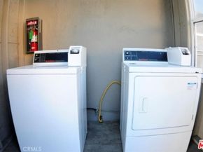 1238 W 35th Street, Los Angeles CA 90007