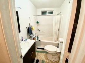 1238 W 35th Street, Los Angeles CA 90007