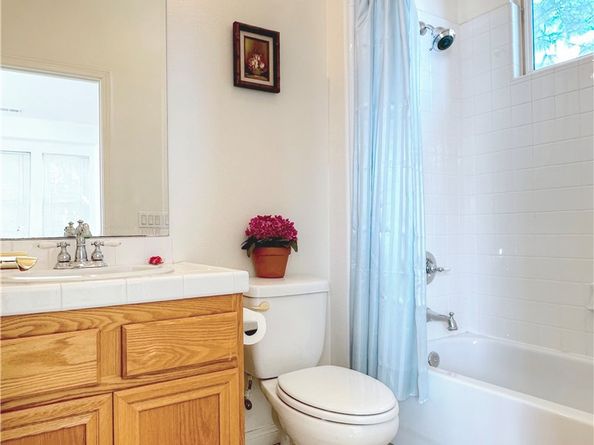 3192 Sycamore Heights Place, Escondido CA 92027