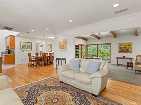 1012 N Sunset Canyon Drive, Burbank CA 91504