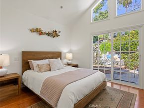 1012 N Sunset Canyon Drive, Burbank CA 91504