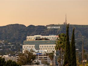 922 N Ridgewood Pl, Los Angeles CA 90038