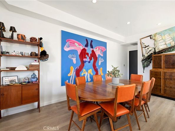 922 N Ridgewood Pl, Los Angeles CA 90038