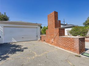6633 Riverton Avenue, North Hollywood CA 91606