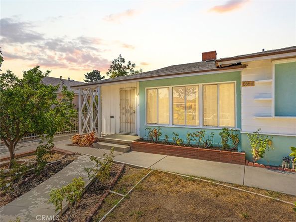 6633 Riverton Avenue, North Hollywood CA 91606