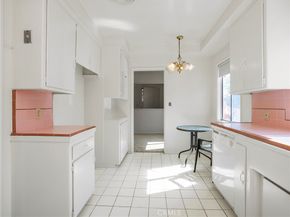 6633 Riverton Avenue, North Hollywood CA 91606