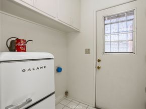 6633 Riverton Avenue, North Hollywood CA 91606