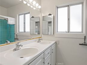 6633 Riverton Avenue, North Hollywood CA 91606