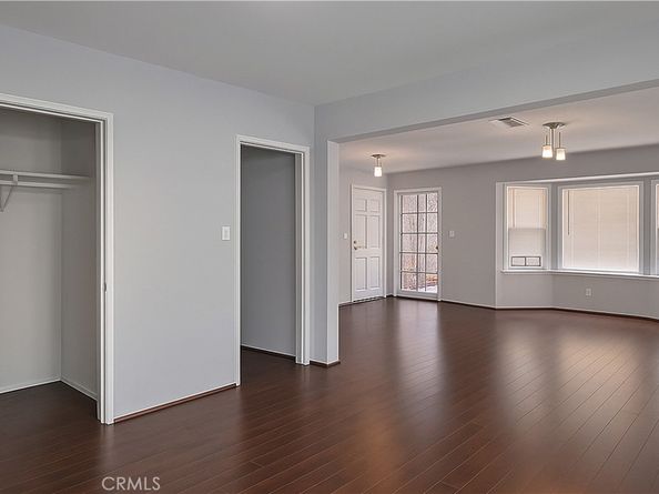 5052 Newcastle Avenue, Encino CA 91316