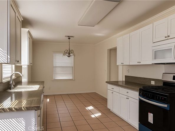 5052 Newcastle Avenue, Encino CA 91316