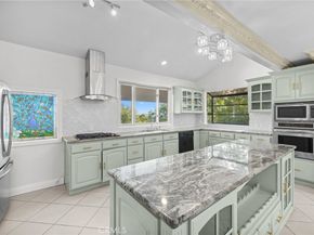 3916 Carnavon, Los Angeles CA 90027