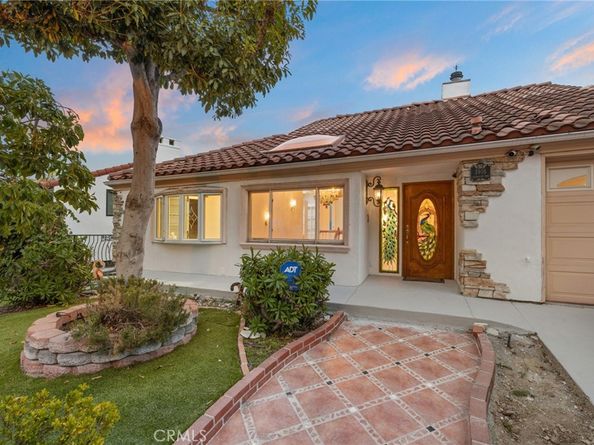 3916 Carnavon, Los Angeles CA 90027