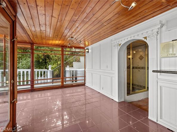 3916 Carnavon, Los Angeles CA 90027