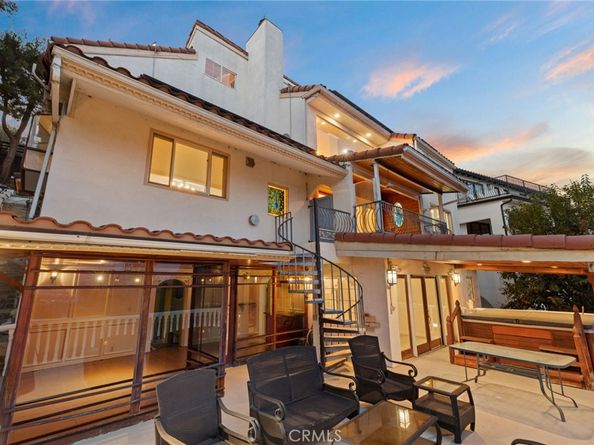 3916 Carnavon, Los Angeles CA 90027