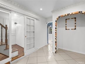 3916 Carnavon, Los Angeles CA 90027