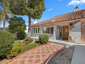 3916 Carnavon, Los Angeles CA 90027