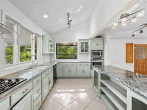 3916 Carnavon, Los Angeles CA 90027