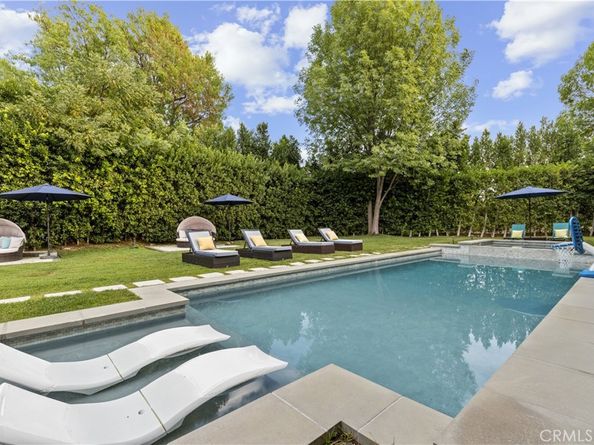 22900 Hatteras, Woodland Hills CA 91367