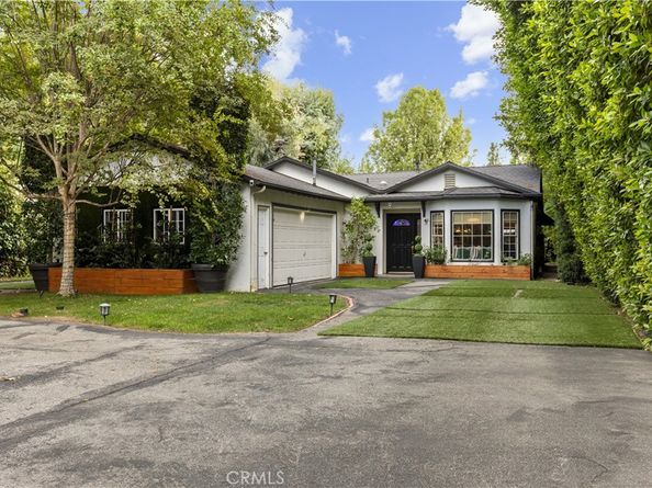 22900 Hatteras, Woodland Hills CA 91367