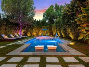 22900 Hatteras, Woodland Hills CA 91367