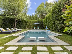 22900 Hatteras, Woodland Hills CA 91367