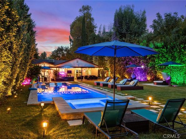 22900 Hatteras, Woodland Hills CA 91367