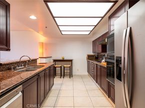 345 Pioneer Drive 801, Glendale CA 91203