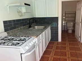 6302 Cleon, North Hollywood CA 91606
