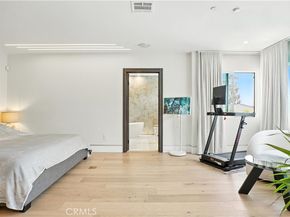 2806 Manhattan, La Crescenta CA 91214